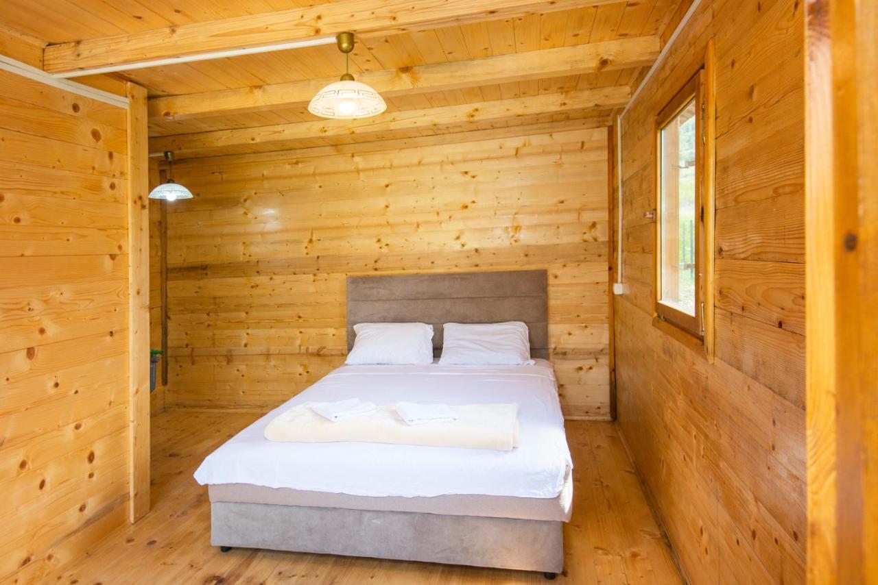 Lovcen Mountain Cottages Njegusi 外观 照片