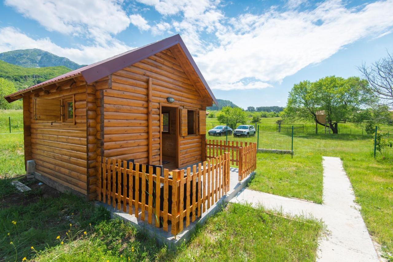 Lovcen Mountain Cottages Njegusi 外观 照片