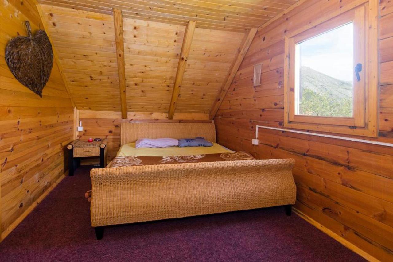 Lovcen Mountain Cottages Njegusi 外观 照片
