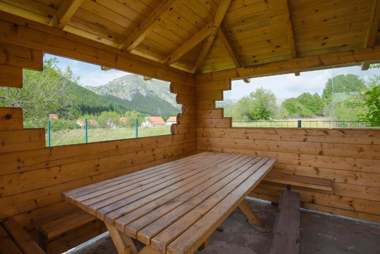 Lovcen Mountain Cottages Njegusi 外观 照片